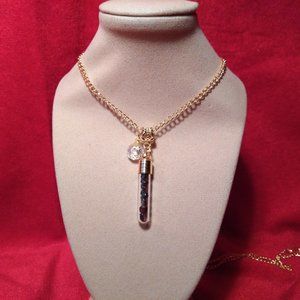 Beautiful Gold with Crystal and Garnet Necklace with Single Tube